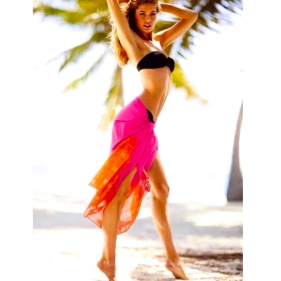 NEW! Victoria's Secret Beach cover up Wrap - Picture 1 of 8